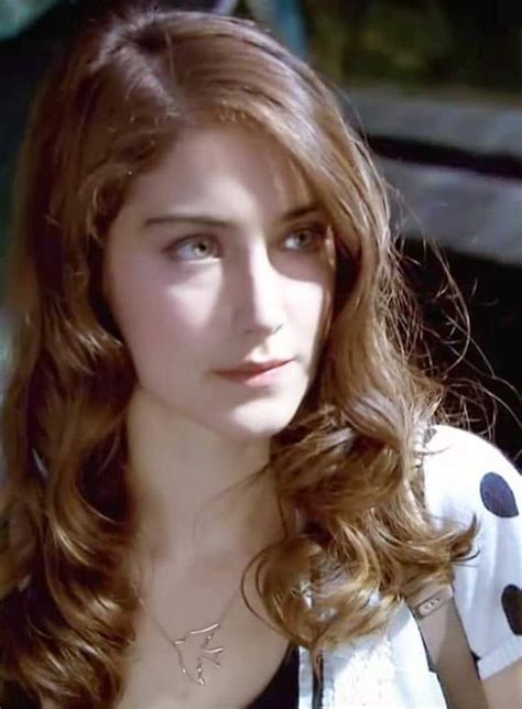 Pin En Hazal Kaya Actriz Turca