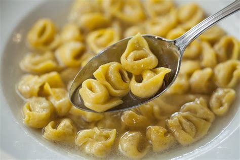 Brodo Di Carne Per Tortellini Ricetta Pane Fatto