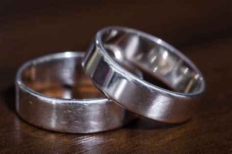 무료 이미지 결혼 반지 금속 결혼 예식 공급 패션 액세서리 보석류 은 약혼 반지 백금 티탄 Titanium Ring 주석 5472x3648