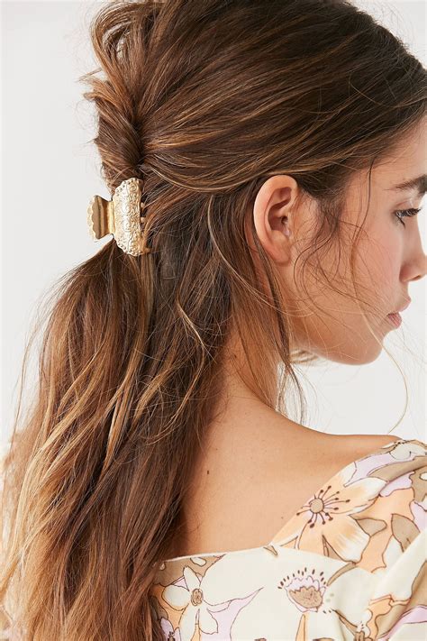 79 Stylish And Chic How To Style Small Hair Clips Hairstyles