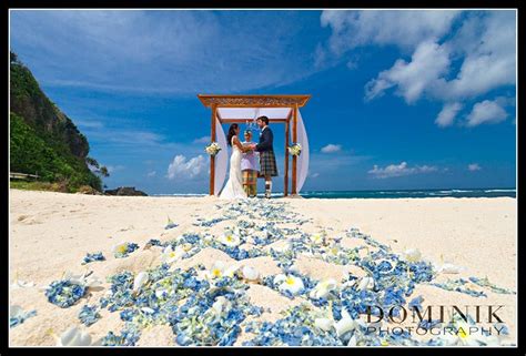 Bali can be a fabulous location to have a destination wedding due to the warm weather, beaches, cheap accommodations and facilities available. Beach Wedding in Bali