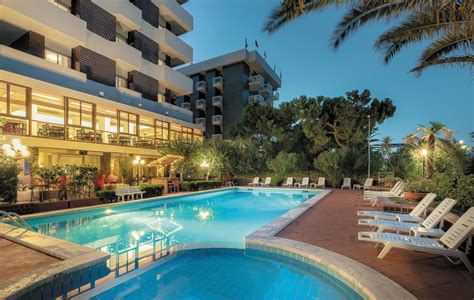 Martinsicuro in zona sud a 150 mt dal mare proponiamo in vendita in esclusiva un appartamento di recente costruzione di circa 90 mq inter. L'Hotel Haway di Martinsicuro organizza una vendita di ...