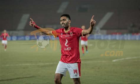 3 لاعبين بالأهلي يبحثون عن عرض خارج أسوار النادي الموسم المقبل. في الجول | رقم قياسي كان مشتركا بين الموسم الحالي وموسم ...