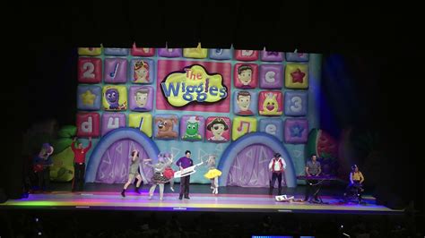The Wiggles Cover Tame Impalas Elephant At Live Show In Canberra 18