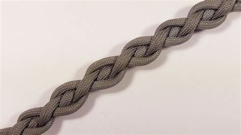 The basic principle for making a three strand braid is to alternate the cords you put into the middle space. "How You Can Make A Four Strand Chain Link Braid Paracord Bracelet" - YouTube