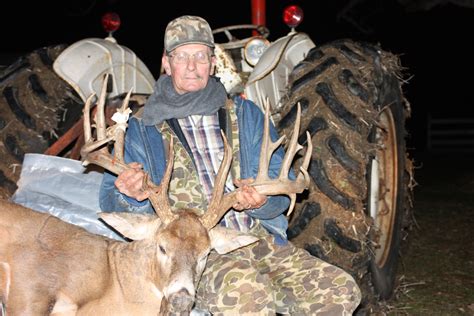 Check Out This 195 Inch Ohio Trophy Buck Indiana University Football
