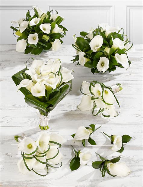White Calla Lily Wedding Bouquets Showing Simple And Classic Impression