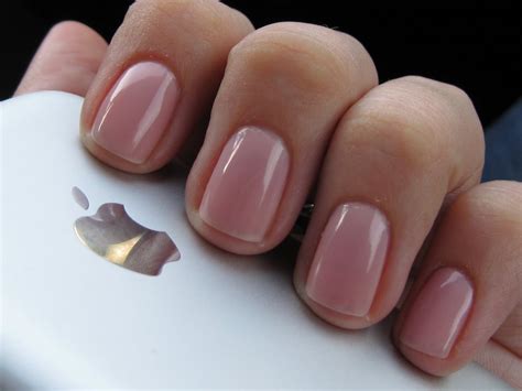 AncalimA S Beauty Blog Essie Not Just A Pretty Face