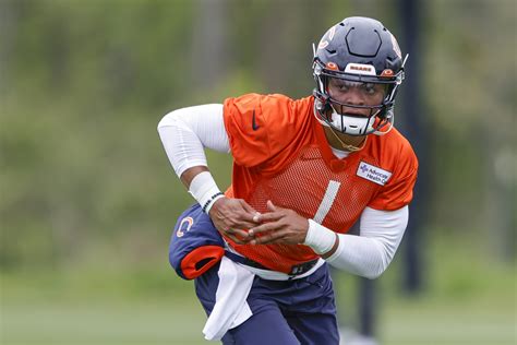 Find the perfect justin fields stock photos and editorial news pictures from getty images. Chicago Bears: There is one perfect game to start Justin ...
