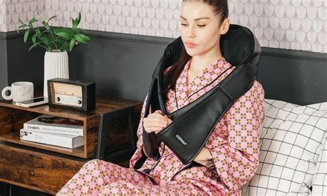 Costway Shiatsu Neck Back Shoulder Massager W Heat Deep Tissue 3d Kneading Back Shoulder Deep