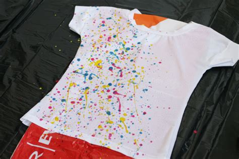 If you want to find new customers who buy paints for coatings wholesale. DIY Paint splatter t-shirt | Pearls and Scissors