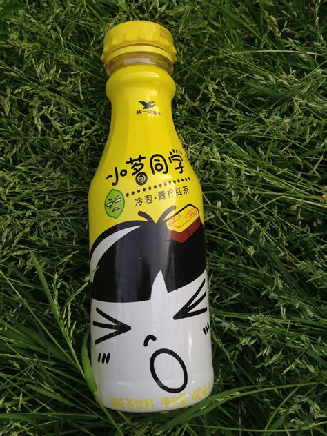 [chinese english] can anyone translate what s the name of this chinese drink what s the brand
