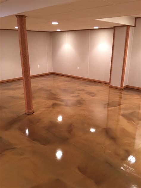 All this said about epoxy floors you also need to find the right contractors for such coating jobs as only this way will you be guaranteed quality services. Metallic Epoxy Garage Flooring in Detroit Michigan Area