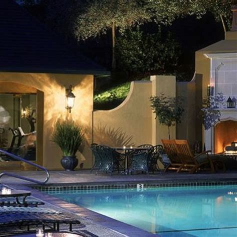 Bay state luxury bath's president, jennifer bylo, started out as a registered nurse before turning into a licensed construction supervisor. The 15 Best Luxury Spas in the Bay Area | Luxury spa ...