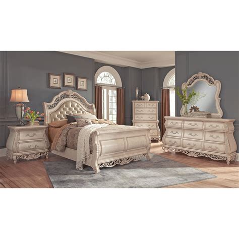 A whole bedroom set must have a bed, side tables, and a cupboard. American Signature Furniture - Marquis II Bedroom 6 Pc ...