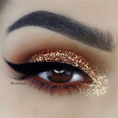How To Rock New Years Eve Eye Makeup 2018 Page 8 Of 8
