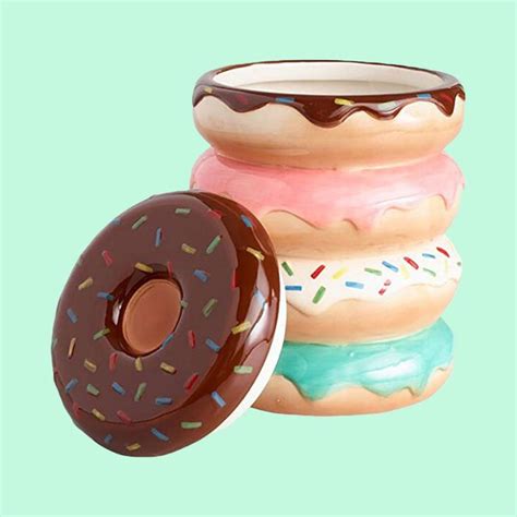 10 Cute And Quirky Cookie Jars Youll Love Ceramic Cookie Jar Coil