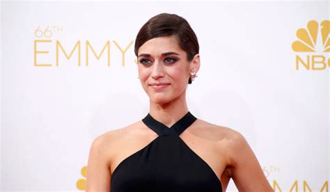 Lizzy Caplan Mean Girls Success Evaded Me Nz