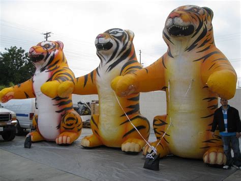 Giant Inflatable Tiger