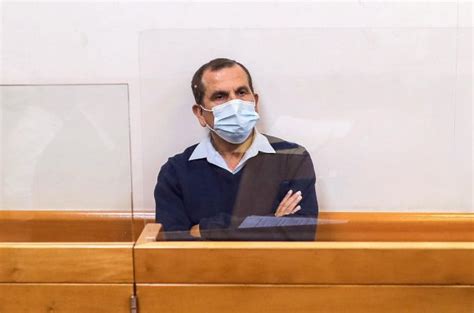 אדרי נולד במרוקו ועלה עם משפחתו לישראל בשנת 1959 בגיל תשע. פרשת יעקב אדרי מתרחבת: חמישה עצורים, בהם קבלן מוכר - פוסטה