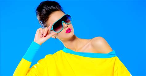 Yet, the decision to change hair color is more than just a choice regarding taste. What Color Clothes Suit Me? - Quiz - Quizony.com