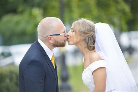 Kissing During Your Wedding Ceremony What Do You Think The
