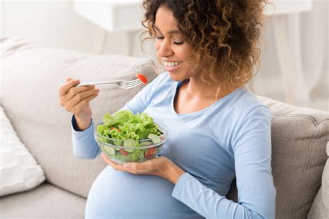 vital pregnancy nutrition essential information every expectant mother needs to know better