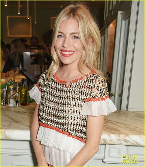 Sienna Miller Doesnt Want Nudity To Be Focus Of Her West End Return