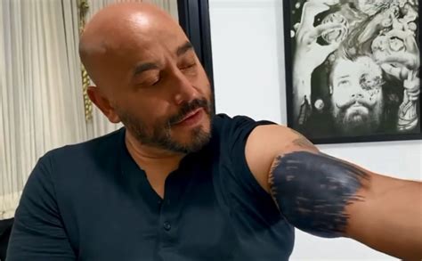 Lupillo Rivera Se Borra El Tatuaje De Belinda Tras Enterarse Que Se