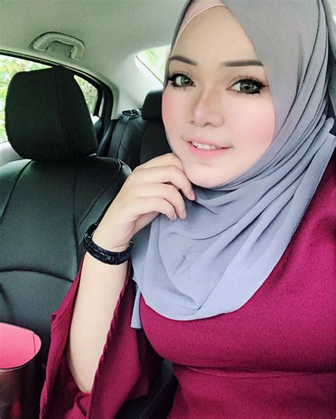Pin By Lanang Sableng On Gadis Idaman Beautiful Hijab Muslim Beauty