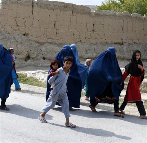 Afghanistan Die Flüchtlinge Aus Dem Vergessenen Krieg Welt