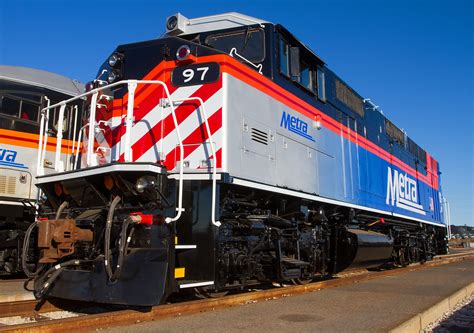 Metras First F59ph Is Now In Service Trains Magazine