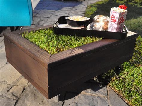 22 Clever Ways to Repurpose Furniture | Outdoor coffee tables