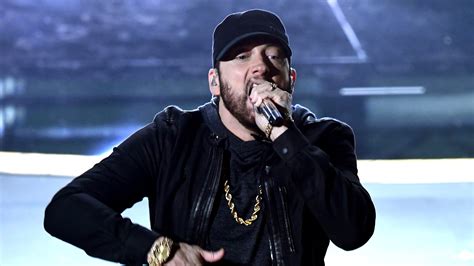 Marshall bruce mathers iii (born october 17, 1972), known professionally as eminem (/ˌɛmɪˈnɛm/; Oscars 2020: Eminem Performed 'Lose Yourself' at the ...