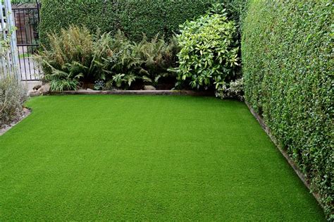 All image in this gallery hopefully can give you an ideas to improve your home become more beautiful. Stylish but simple small garden ideas | loveproperty.com