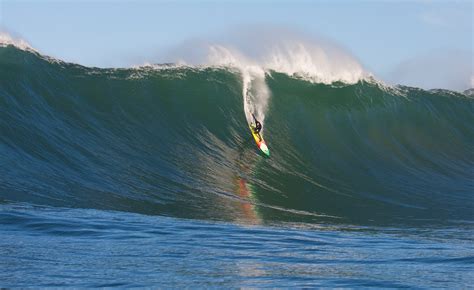 The beast comes to life when huge swells. 105,3 Rouge fm :: Suggestion film d'été : Chasing ...