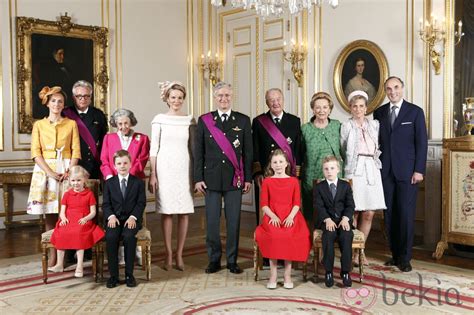 Primer retrato oficial de la Familia Real Belga tras la coronación del