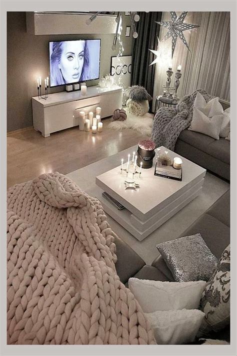 Cozy Neutral Living Room Ideas - Earthy Gray Living Rooms To Copy | Neutral living room, Living ...