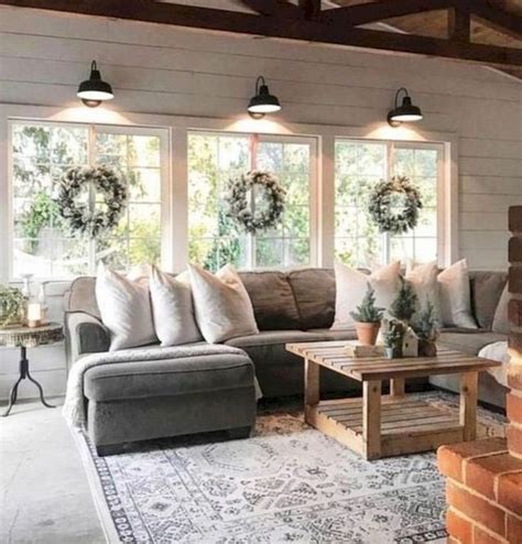 37 Comfy Elegant Farmhouse Living Room Decoration Ideas To Manage Your