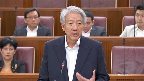 B) teo chee hean's arms look kinda long in this photo. DPM Teo Chee Hean's Ministerial Statement on 38 Oxley Road ...