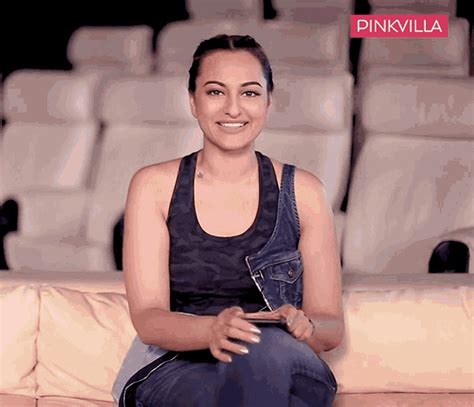 Laugh Sonakshi Sinha  Laugh Sonakshi Sinha Pinkvilla Discover And Share S