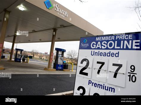 Sams club gas station hi-res stock photography and images - Alamy