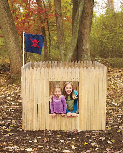 How To Build A Fort Kids Forts Backyard Fort Backyard Fun