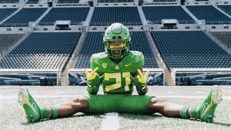 Cole Martin Nations No 5 Athlete Firmly Committed To Oregon But