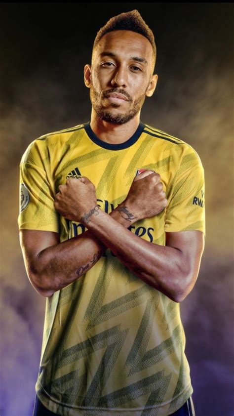 Arsenal wallpaper olahraga grafis poster desain grafis. Pierre-Emerick Aubameyang 🇬🇦 em 2020 | Futebol, Fotos