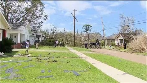 Trump Visits Hurricane Hit Us States Of Louisiana And Texas Video