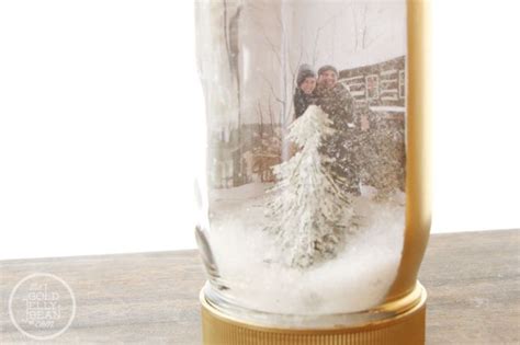9 Diy Snow Globes To Whimsify Winter Weddings Onewed