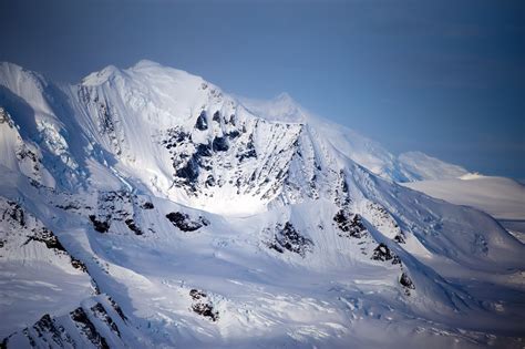 Tallest Mountain Peaks On Earth Mount Logan Located In Canadas Yukon