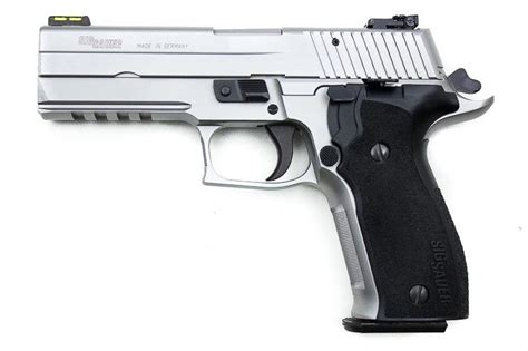 Less developed country, or developing country. Pistole SIG SAUER 9x19 P226 LDC II Silver | prodej-zbrani.cz