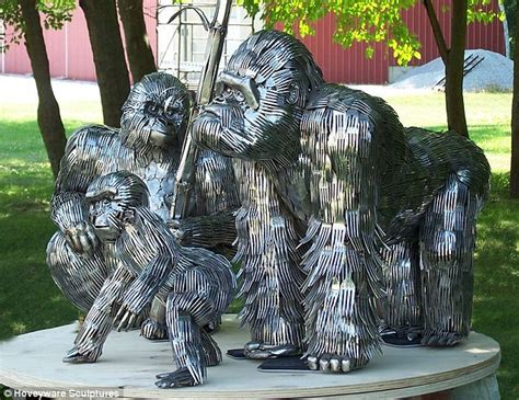 Knife angel made out of 100,000 weapons. A gorilla made out of UTENSILS? Artist turns forks, spoons and knives into amazing wildlife ...